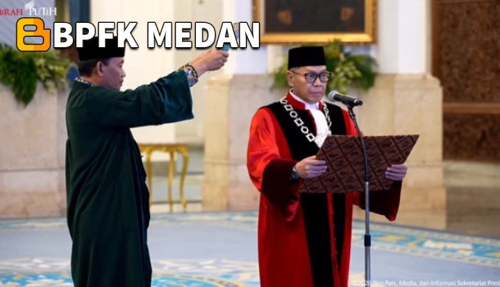 Adies Kadir Dilantik Jadi Hakim MK Usai Baca Sumpah di Depan Prabowo